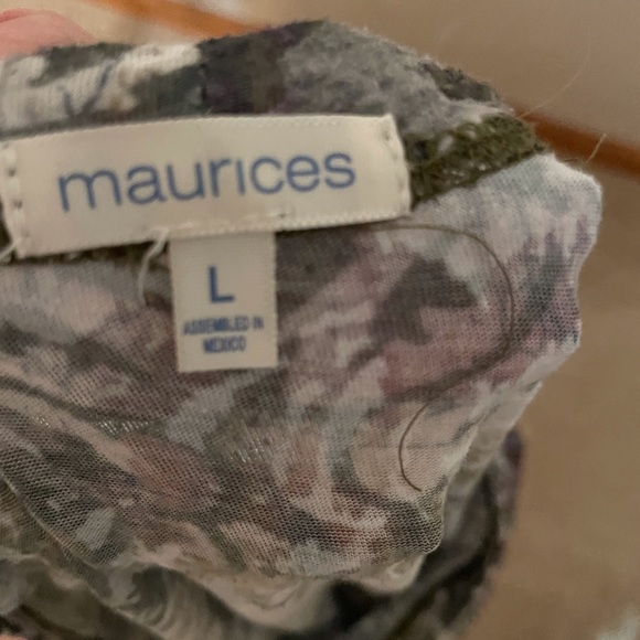 Maurices Multi-Color long sleeve top Size L - Picture 2 of 3